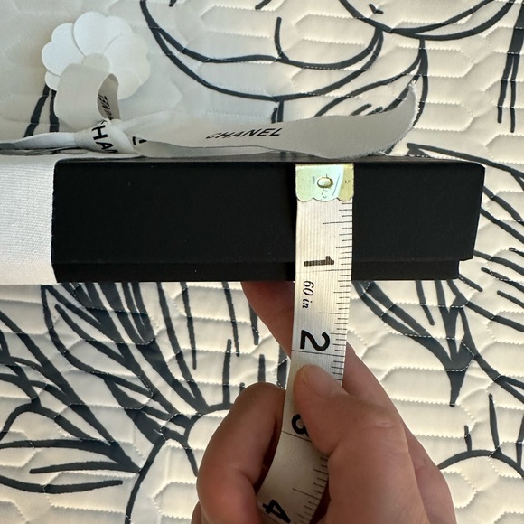 chanel Long necklace Empty Box.Including Flower And Ribbon. - Picture 6 of 6